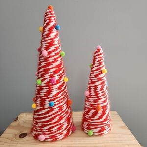 Red and White Yarn Striped Christmas Tree Cones Decor NWOT Set of 2 Trees